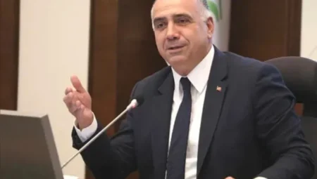 İstanbul’daki yolsuzluk soruşturmasında Büyükçekmece Başkan Vekili Ahmet Şahin gözaltına alındı